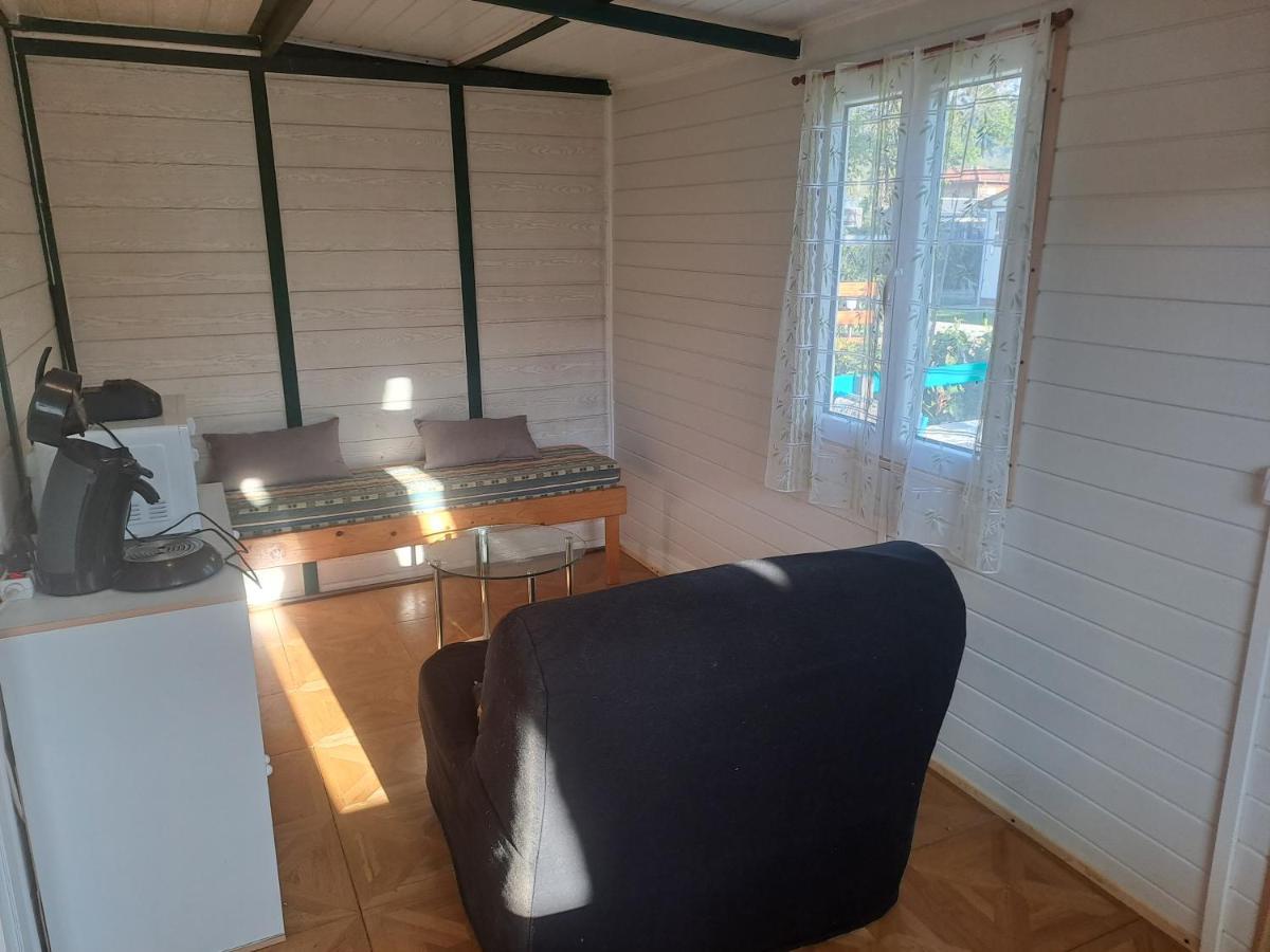 Chalet Pour 5 Personnes Equipe Sur Emplacement Privatif Dans Camping 4 Etoiles Appartenant Et Gere Par Un Particulier Hotell Foix Eksteriør bilde