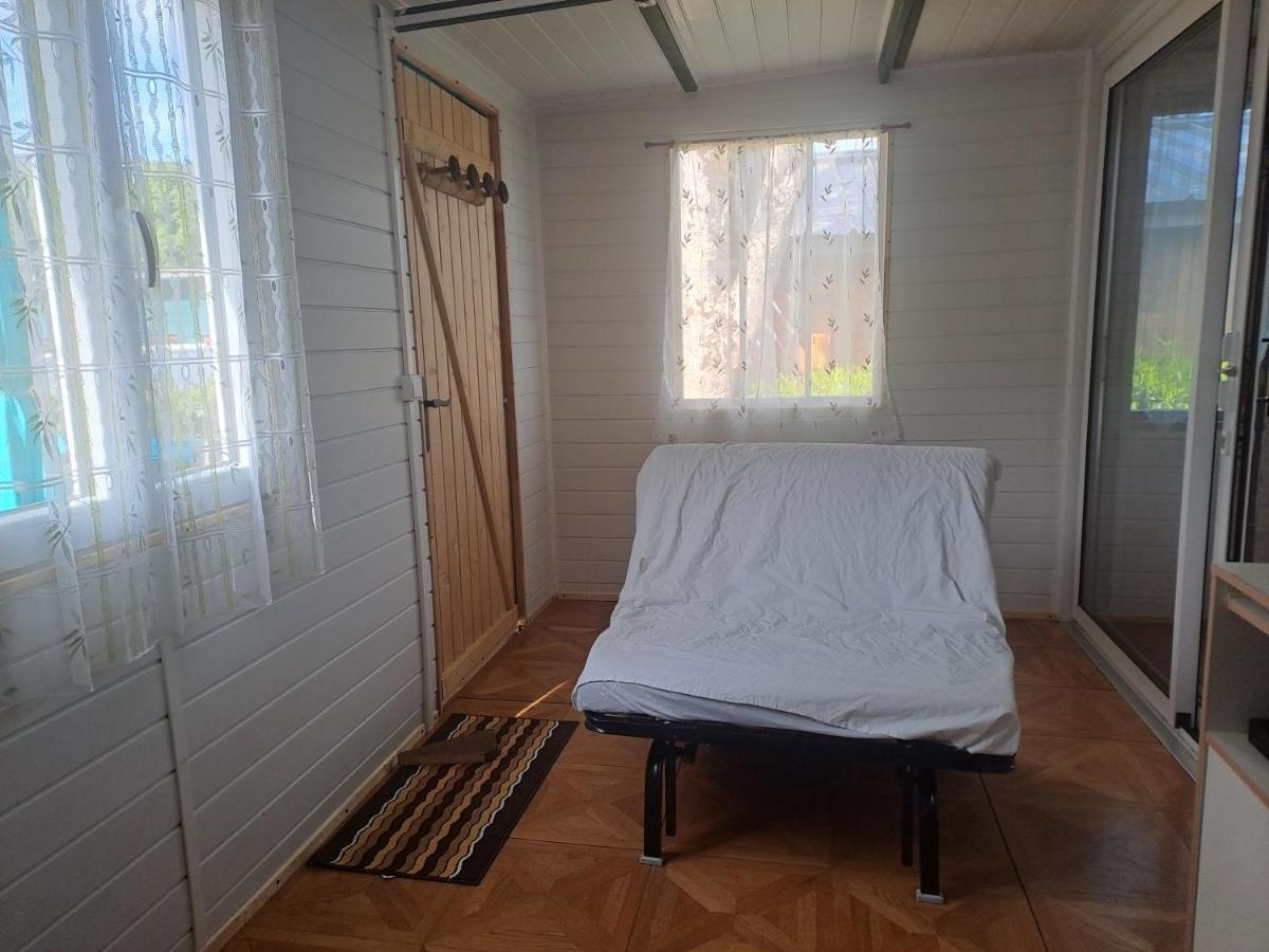 Chalet Pour 5 Personnes Equipe Sur Emplacement Privatif Dans Camping 4 Etoiles Appartenant Et Gere Par Un Particulier Hotell Foix Eksteriør bilde